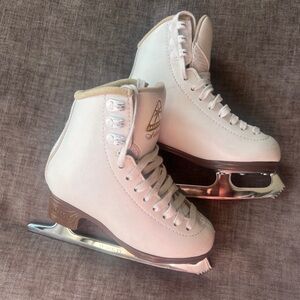 Jackson Última - Artiste Kids Figure Skates